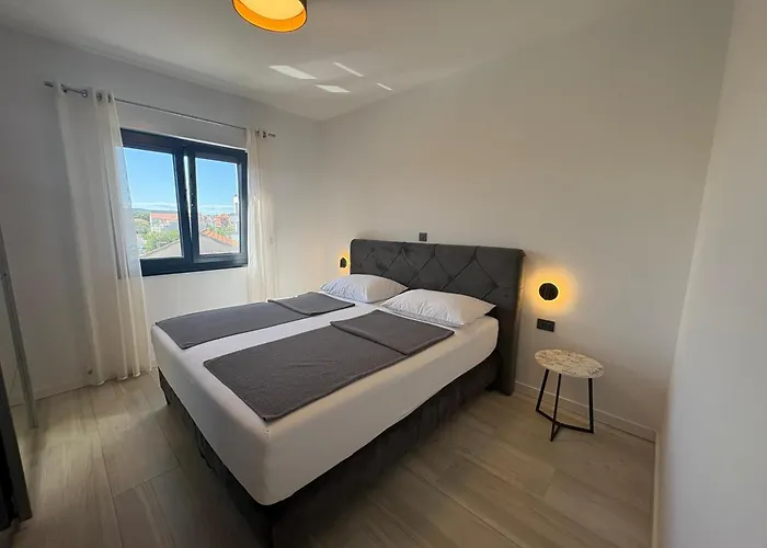 Apartman By The Sea - Vodice, Vodice - 24956 *